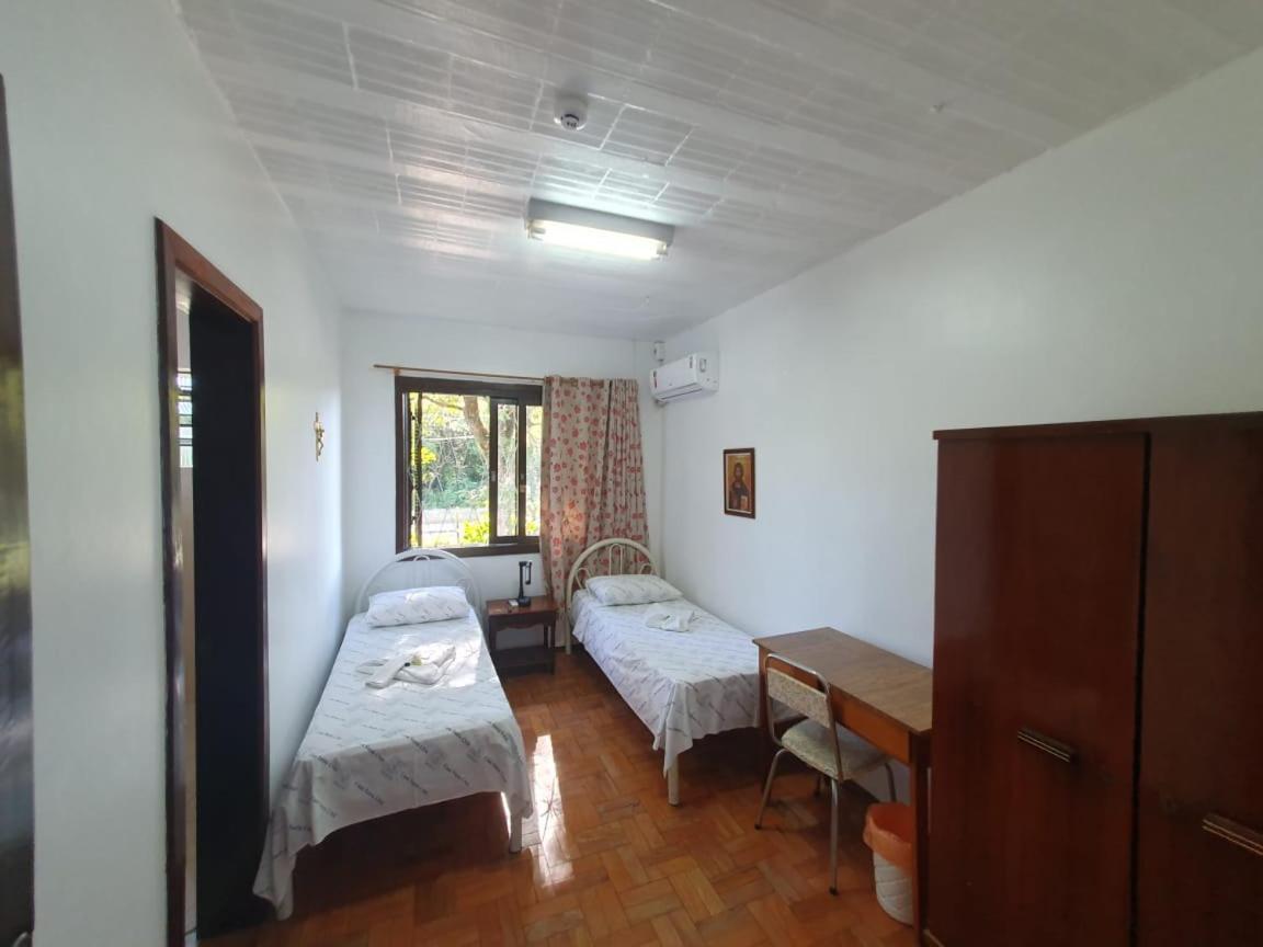Casa Santa Cruz Hotel Passo Fundo Luaran gambar