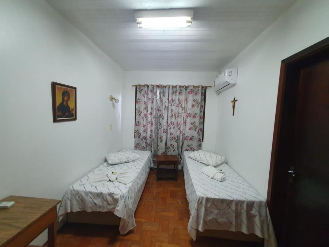 Casa Santa Cruz Hotel Passo Fundo Luaran gambar